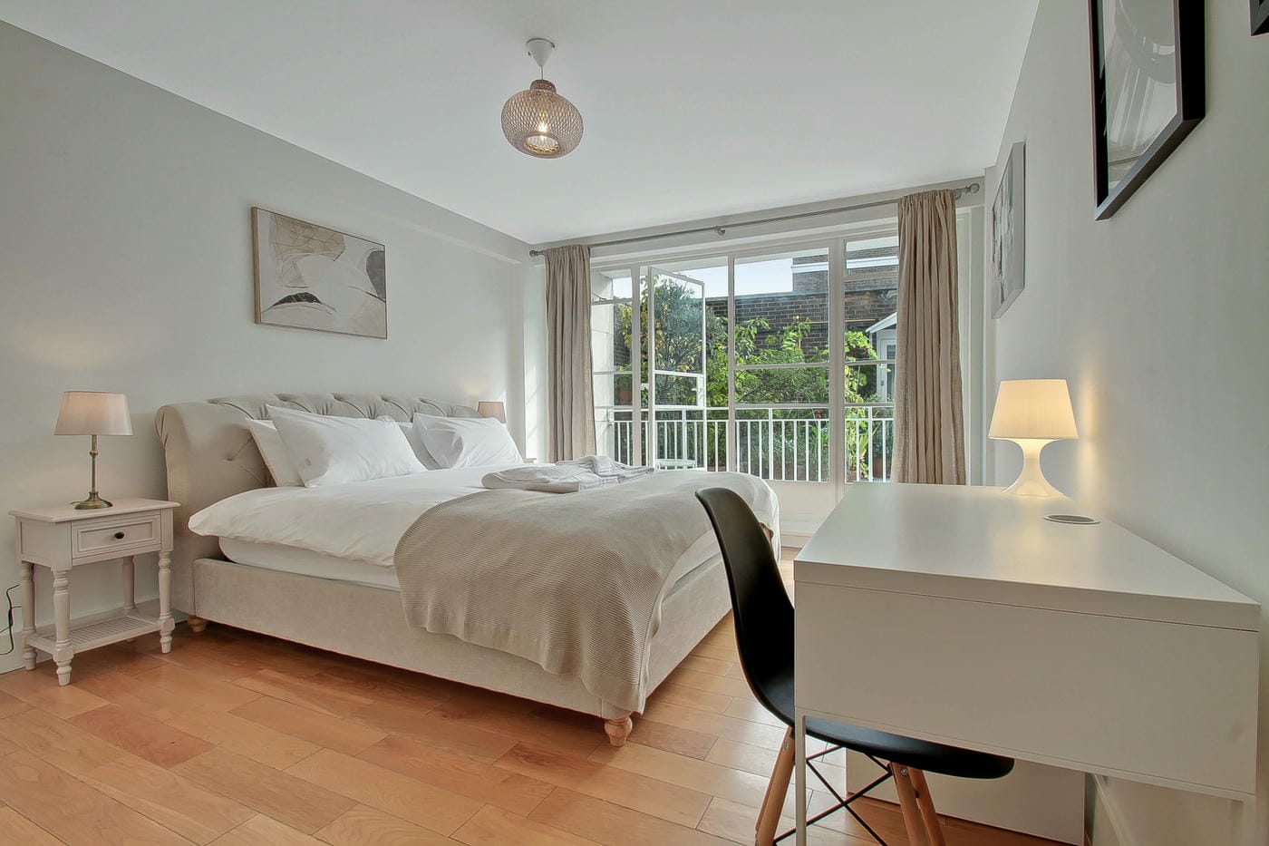 Thumbnail Image Flat 4